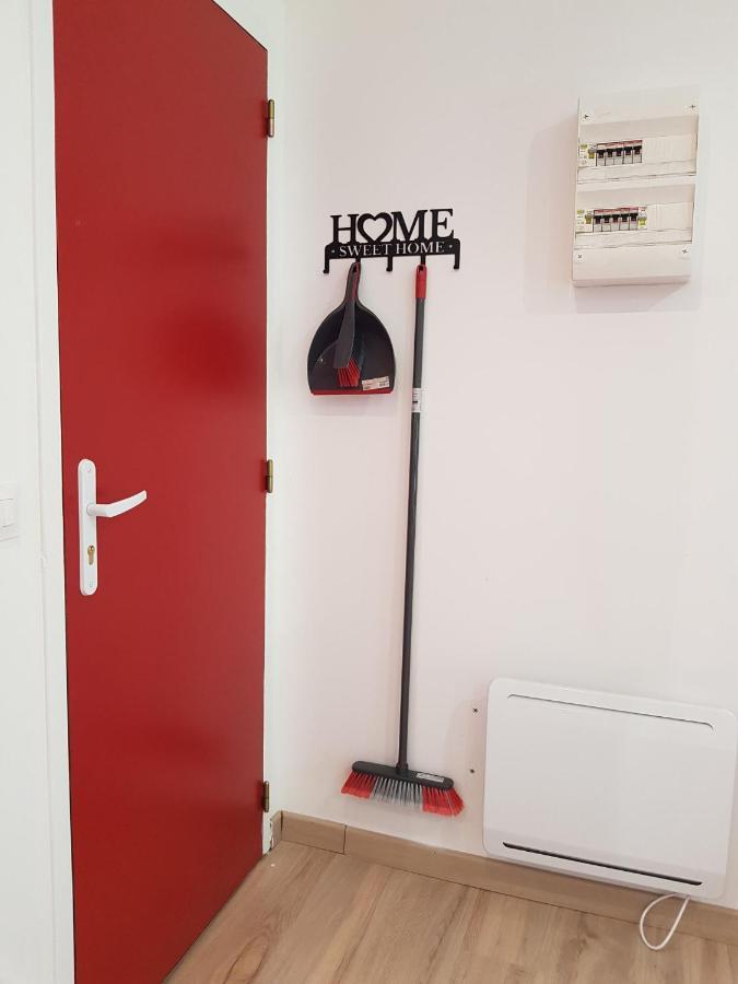 Appartement 11 - Très joli 2 pièces neuf avec vue sur jardin et parking privatif gratuit à Razac-sur-lʼIsle Extérieur photo