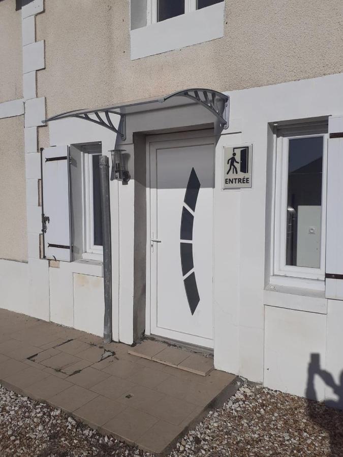 Appartement 11 - Très joli 2 pièces neuf avec vue sur jardin et parking privatif gratuit à Razac-sur-lʼIsle Extérieur photo